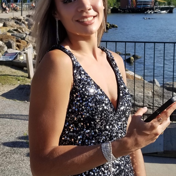 Prom Dress - Picture 3 of 12